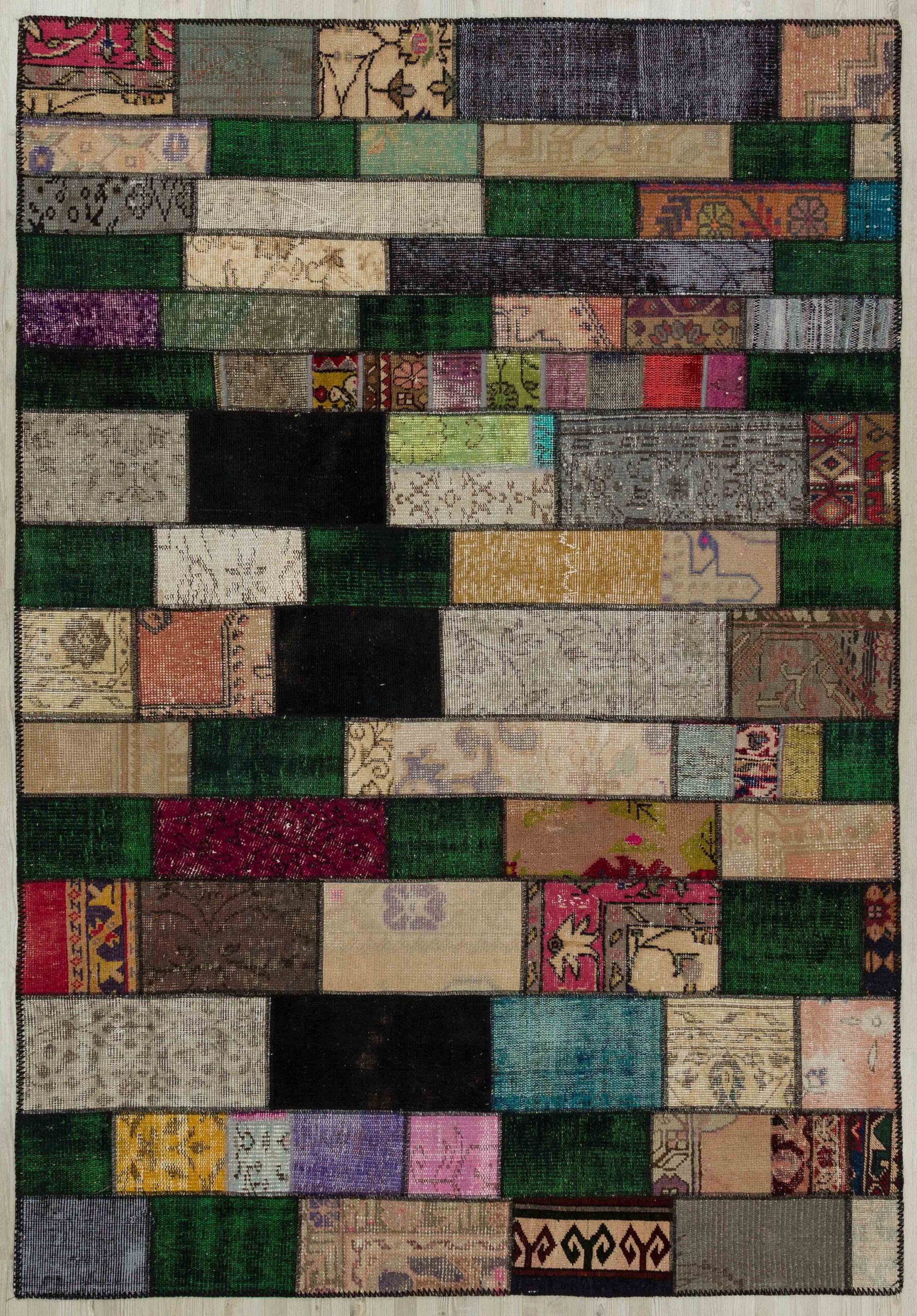 Unique Classic Handcrafted Custom Patchwork Rug, vintage rug, Handmade, hand-knotted wool, size 160 × 230 cm, from Bergama