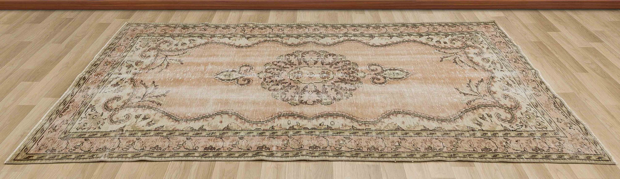 Classic, Modern, Authentic, Vintage, Natural, Distressed Rug — detail view 3, handmade vintage rug