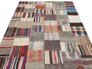 Gerçek El Dokuma Eskitme Patchwork Halı 169 x 222 cm 6134