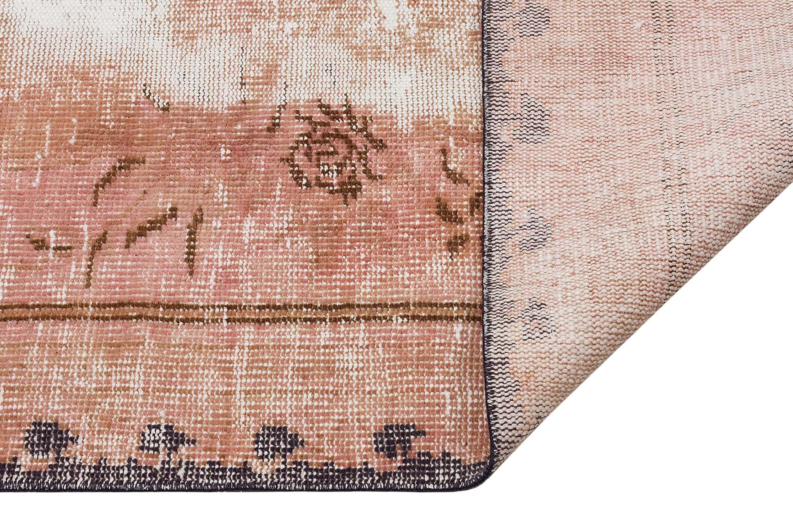 Vintage Wool Rug — detail view 3, handmade vintage rug