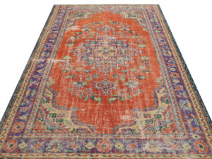 Eşsiz Renk ve Desenlerde Anadolu Vintage Eskitme El Dokuma Halı 165x250cm 9665