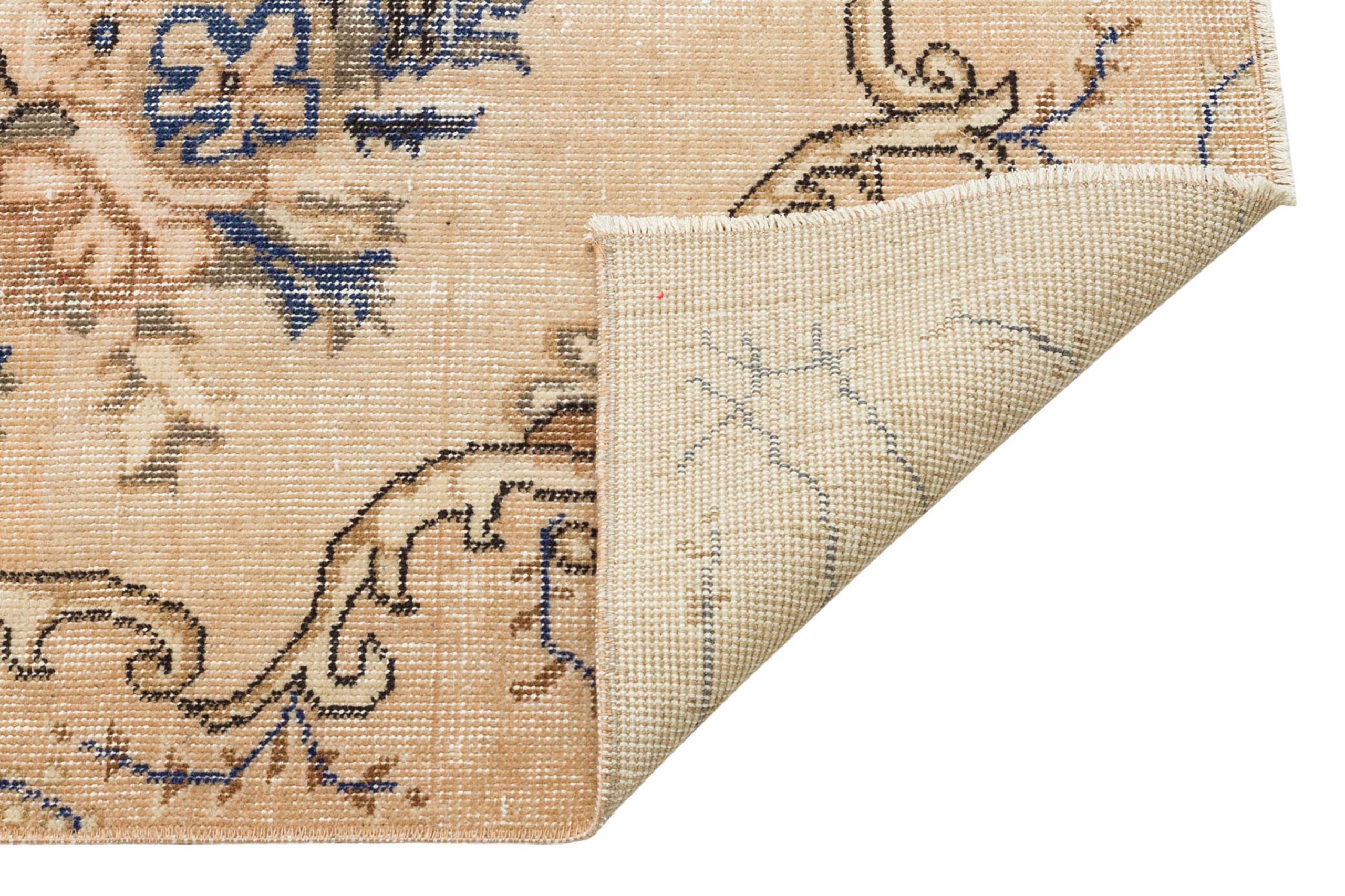 Vintage Hand-Woven Rug of Unparalleled Beauty — detail view 3, handmade vintage rug