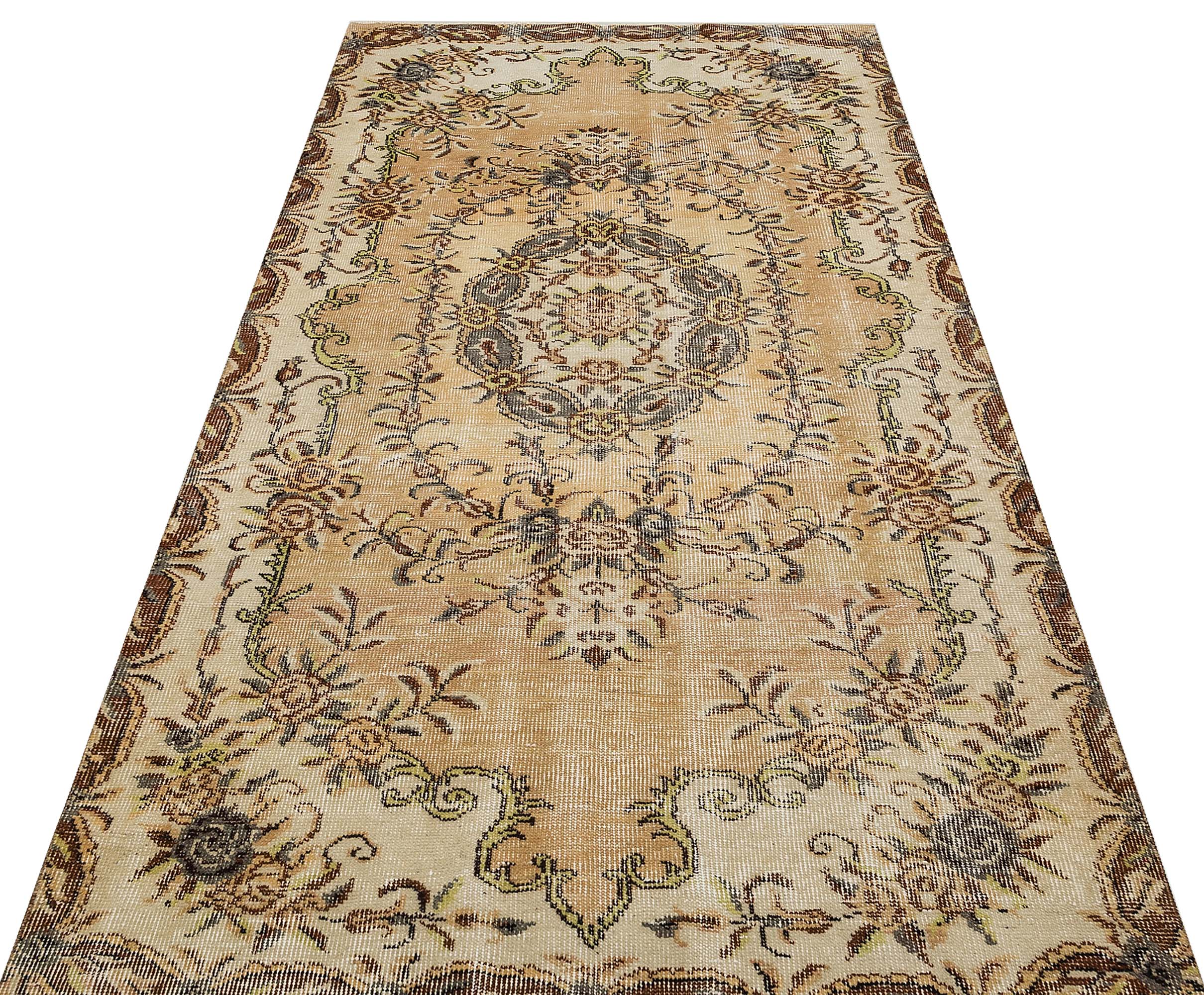 Modern Çizgilerle İşlenen El Dokuma Halı 145x264 cm 9889
