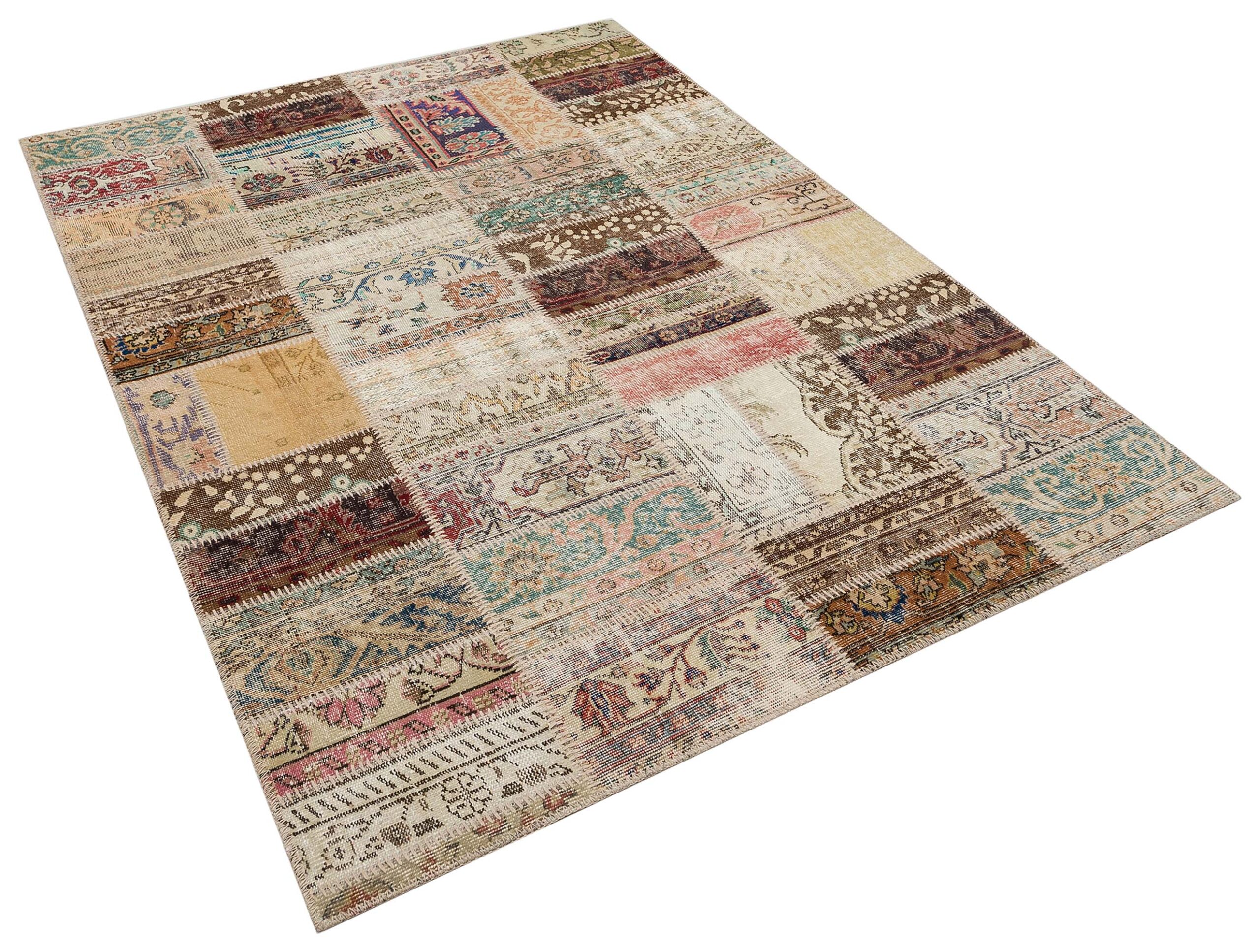 Sıcak ve Huzurlu Atmosfer Sunan Patchwork Halı 230X160 cm 6372