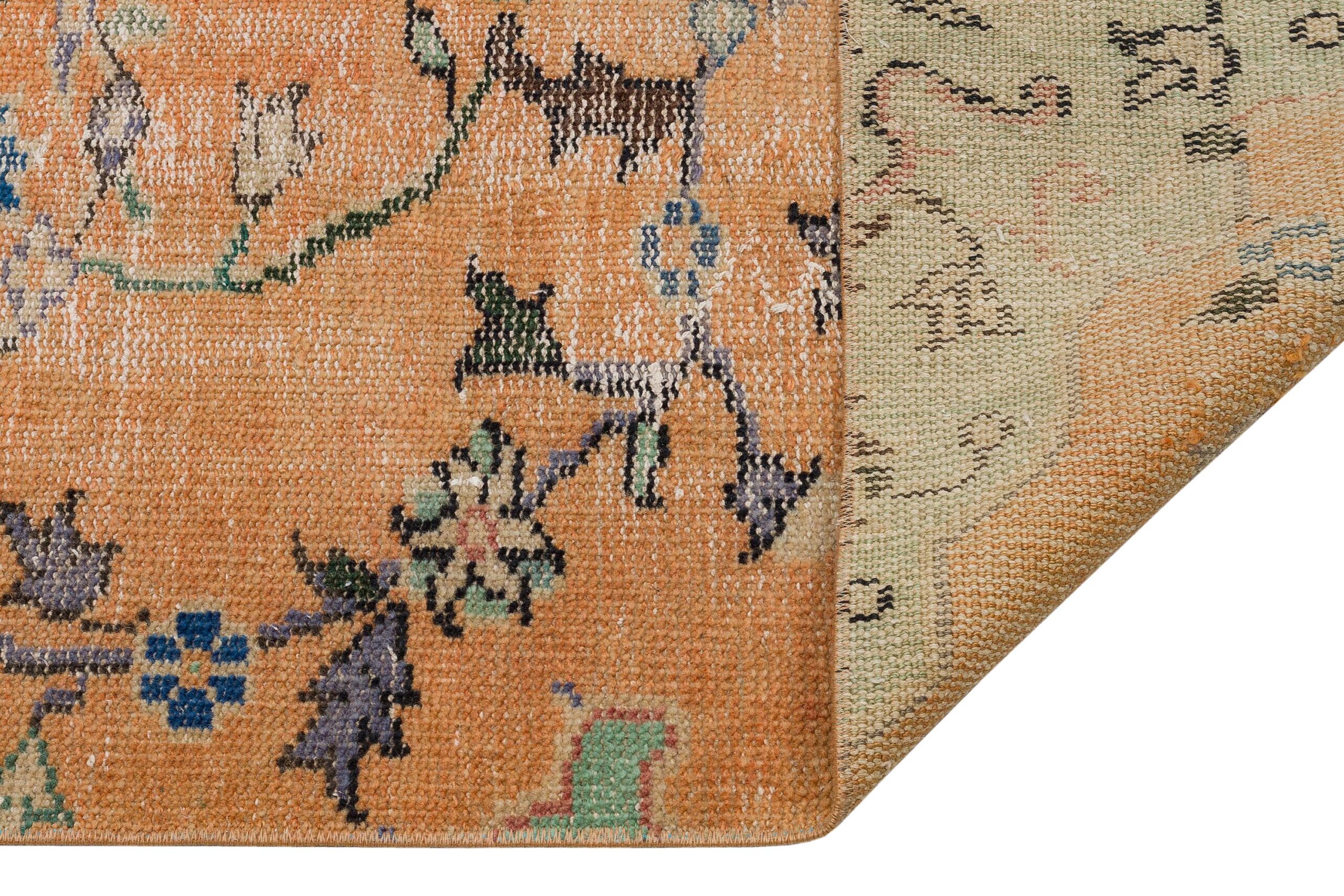 Handwoven Rug with a View of Mount Zigana in Gümüşhane — detail view 4, handmade vintage rug