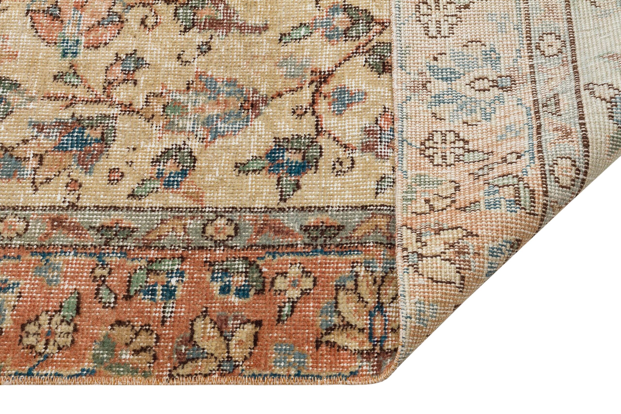 Vintage-Patterned Rug That Brings Back Memories of the Good Old Days — detail view 4, handmade vintage rug