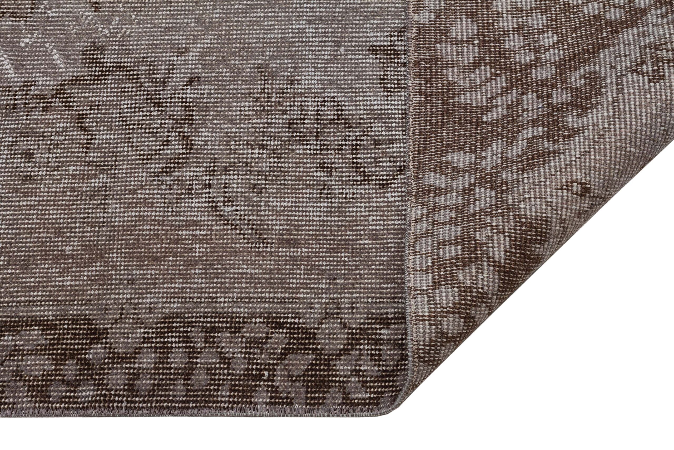 Vintage Wool-Woven Rug — detail view 2, handmade vintage rug