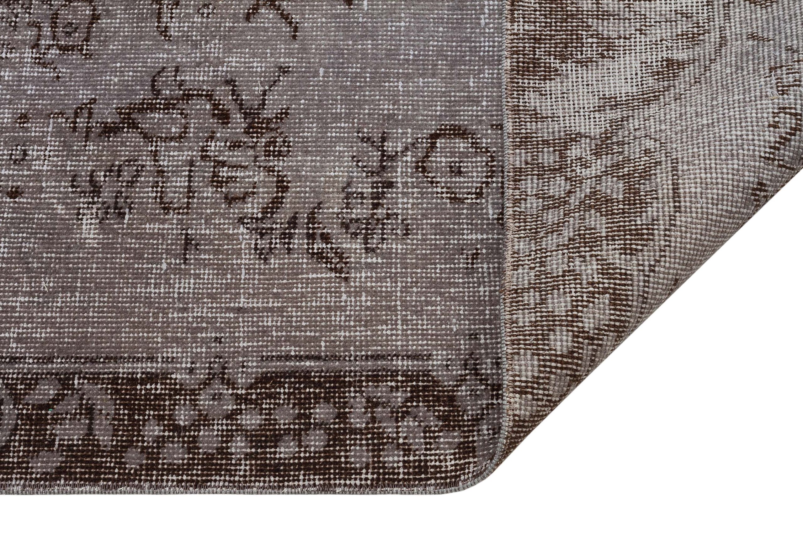 Vintage Handwoven Rug with a Nostalgic Touch — detail view 4, handmade vintage rug