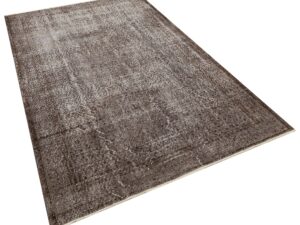 Geleneksel Çizgilerle Modern Dokunuşlu Eskitme Zemin Halı 167 x 267 cm 10042
