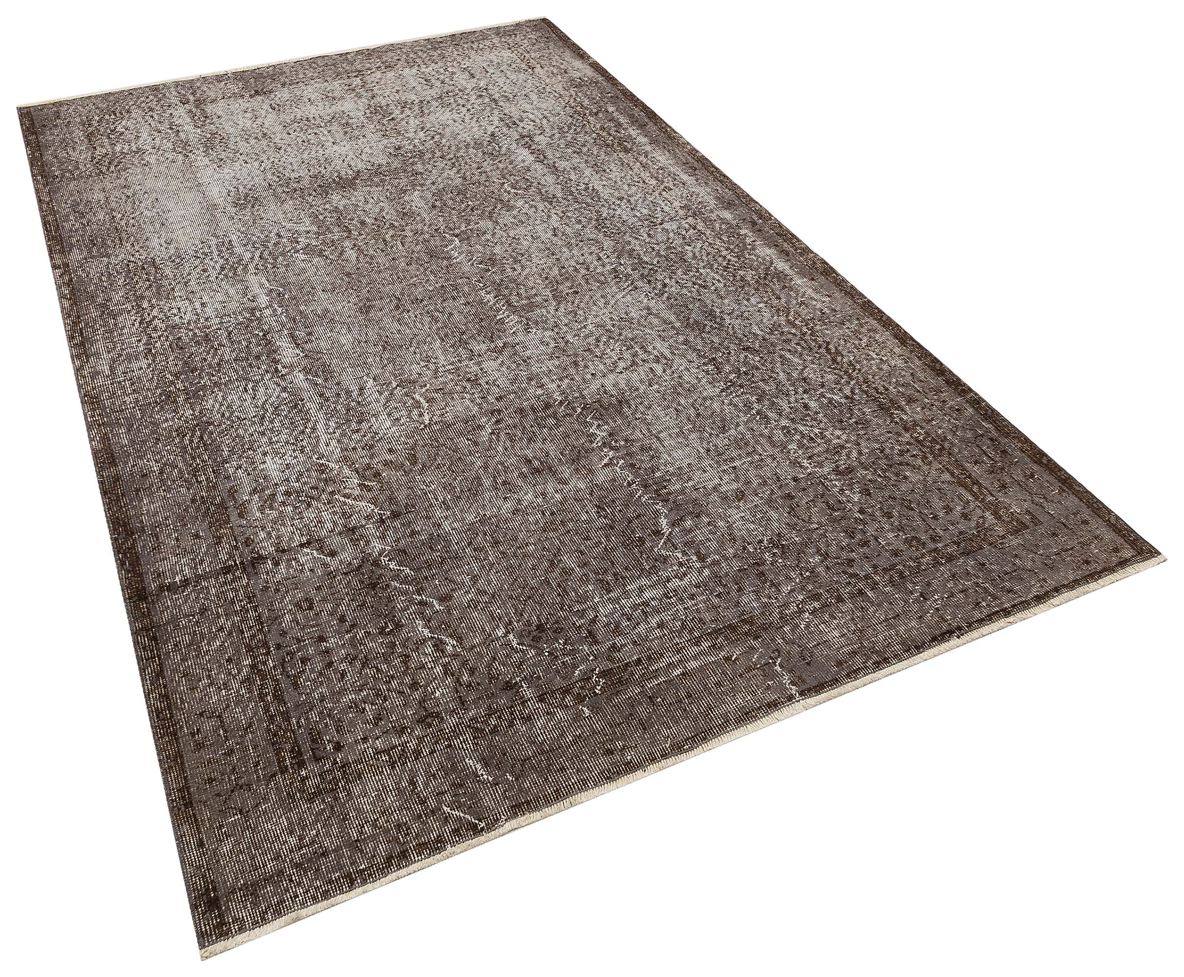 Geleneksel Çizgilerle Modern Dokunuşlu Eskitme Zemin Halı 167 x 267 cm 10042