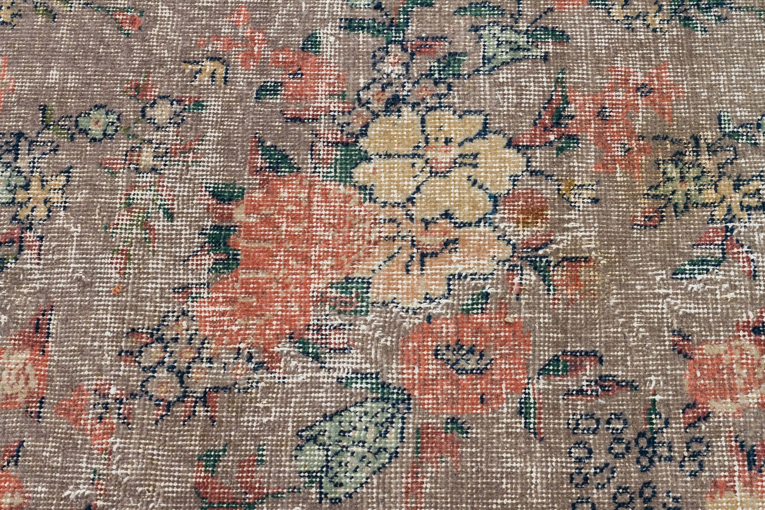 Vintage Rug of Unparalleled Beauty — detail view 5, handmade vintage rug