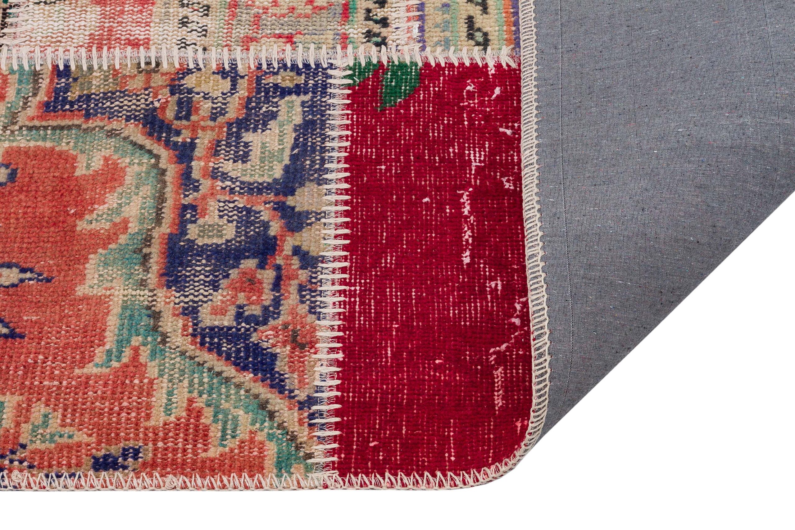 Antique-Style Wool Rug — detail view 3, handmade vintage rug