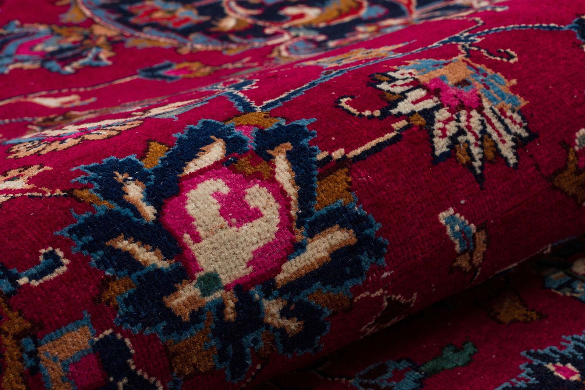 Vintage-Style Distressed Iranian Rug — detail view 3, handmade vintage rug