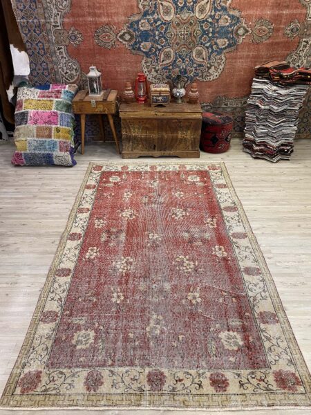 Turkish Distressed Vintage Rug, vintage rug, Handmade, hand-knotted wool & silk, size 154 × 254 cm, from Manisa