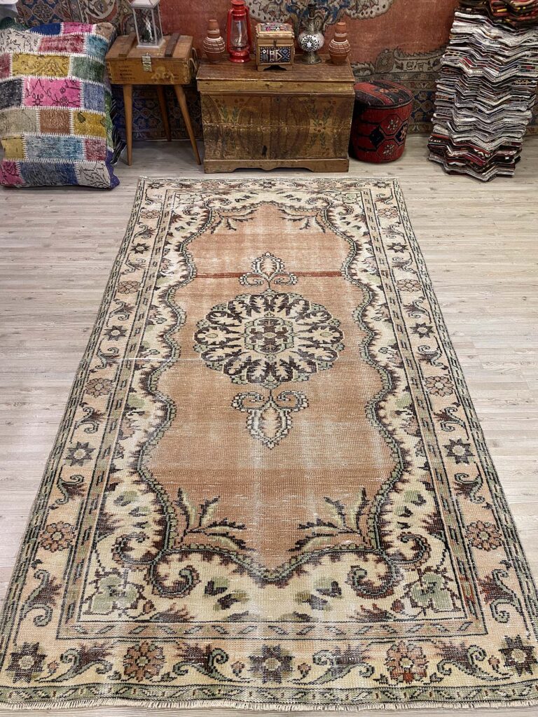 Vintage Distressed Rug, detail view 2, handmade rug, SKU 10210