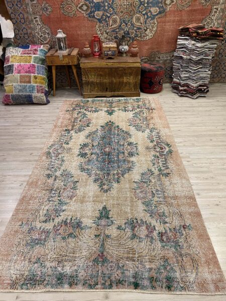 Principle and Legend Distressed Vintage Rug, vintage rug, Handmade, hand-knotted wool, cotton & silk, size 149 × 277 cm, from Yahyalı