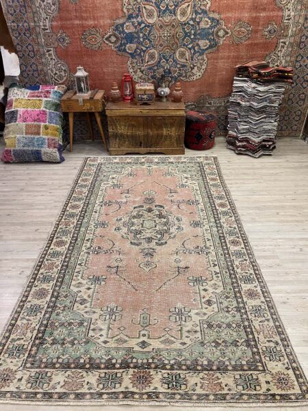 Ottoman Antique-Style Vintage Rug, vintage rug, Handmade, hand-knotted wool & silk, size 158 × 269 cm, from Cappadocia