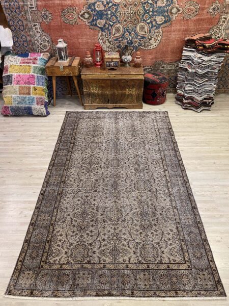 Distressed Vintage Rug, Handmade rug, silk wool/weave, size 148 × 254 cm, from Milas, SKU 10239