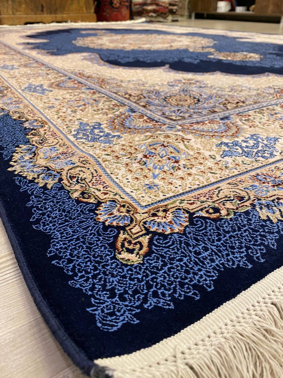 Royal Velvet Elegance Sumer Rug — detail view 4, machine vintage rug