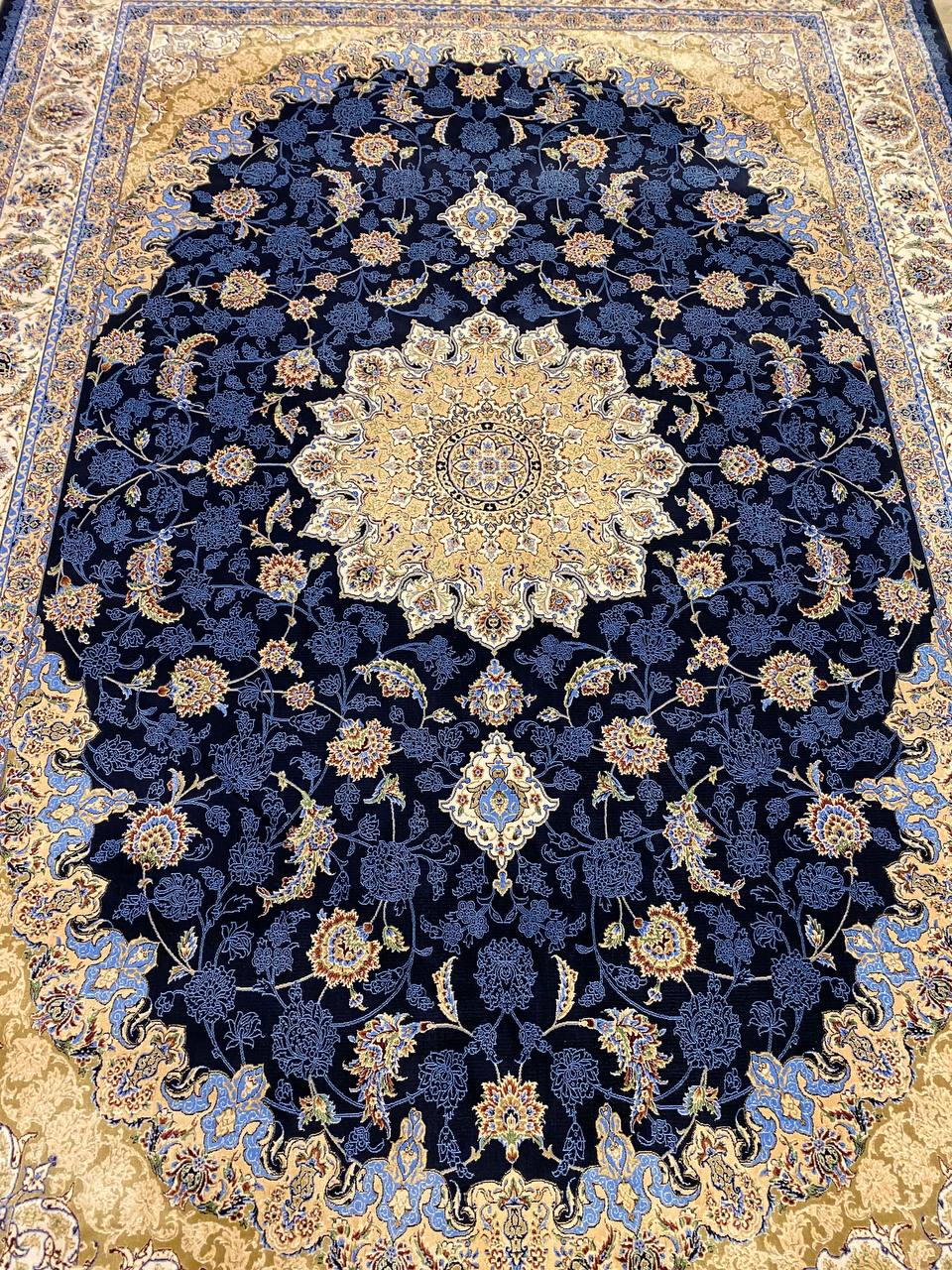 Vintage Glamour Summer Rug — detail view 4, machine vintage rug
