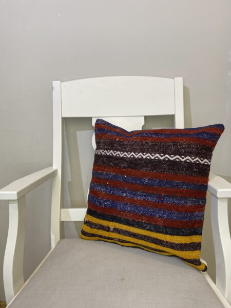 Hand-Woven Pillowcase, vintage rug, Kilim, hand-knotted silk, size 45 × 45 cm, from Bergama