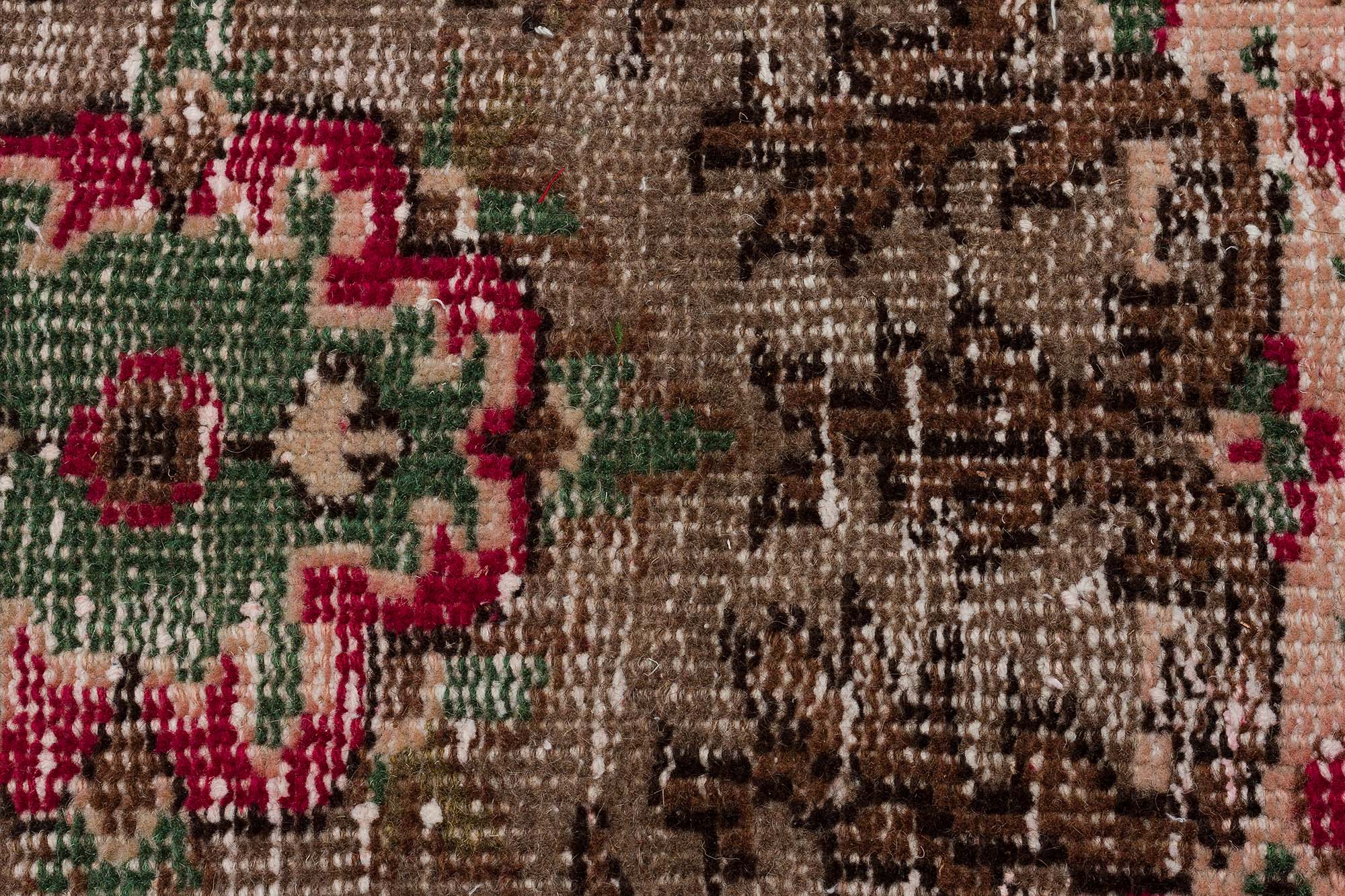 Hand-Woven Vintage Rug — detail view 5, handmade vintage rug
