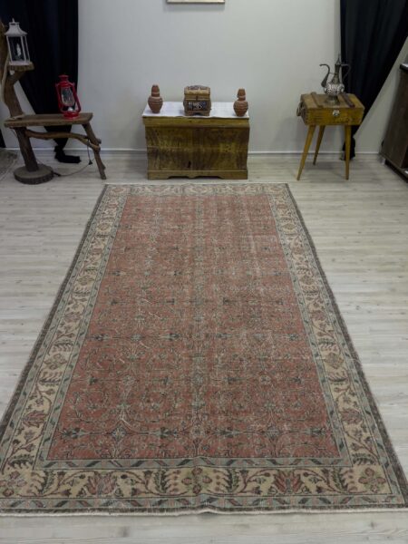 Distressed Handwoven Vintage Rug, vintage rug, Handmade, hand-knotted cotton, size 164 × 270 cm, from Gördes
