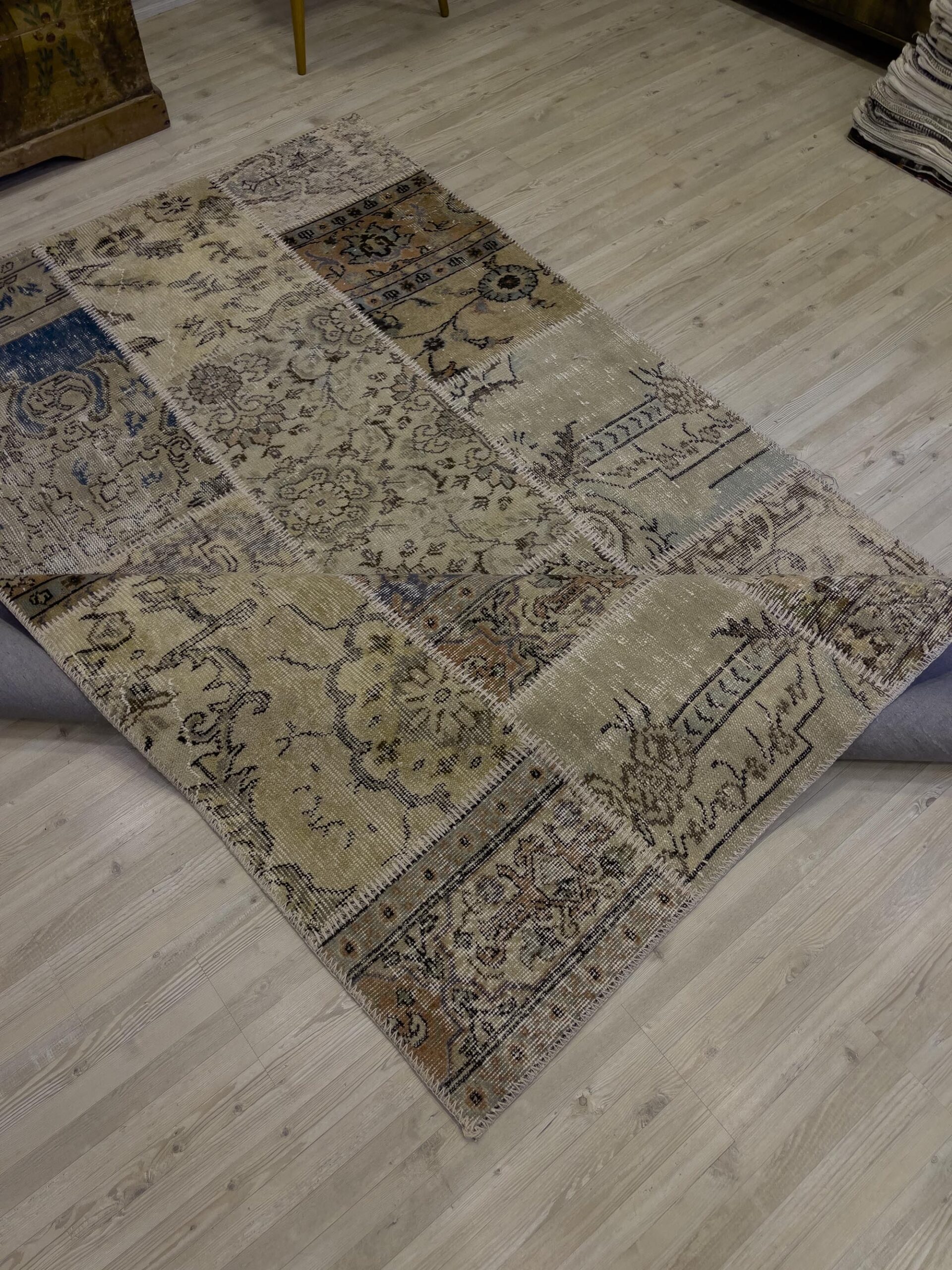 El Dokuma Eskitme Özel Patchwork Halı 160x230 cm 4006 - Görsel 8