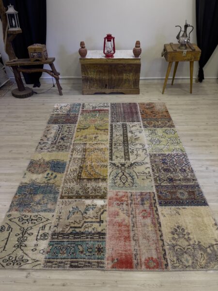 Handmade Patchwork Elegant Design Rug, vintage rug, Handmade, hand-knotted cotton, size 162 × 234 cm, from Hereke