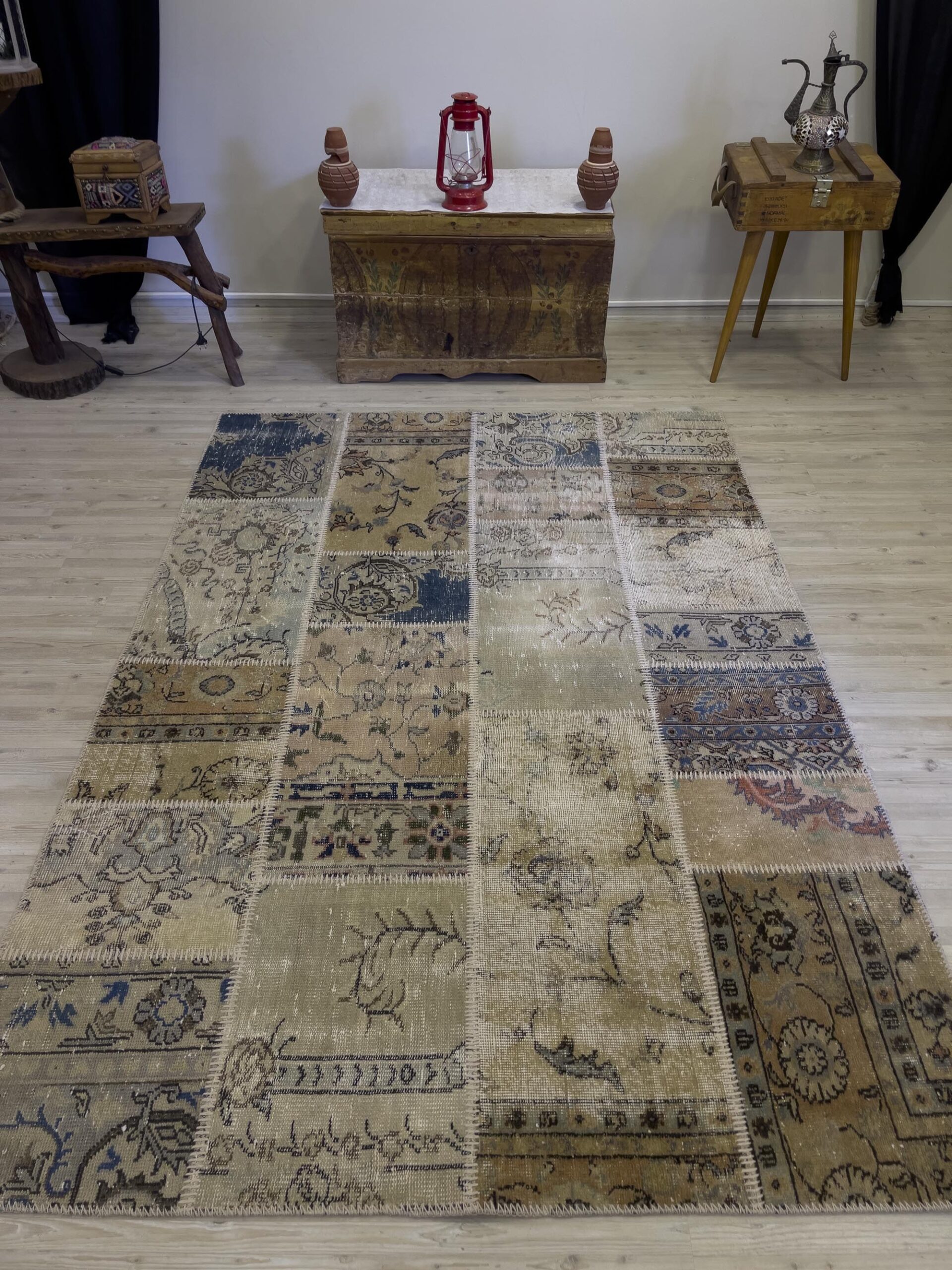Unique Classic-Style Handmade Patchwork Rug — detail view 2, handmade vintage rug