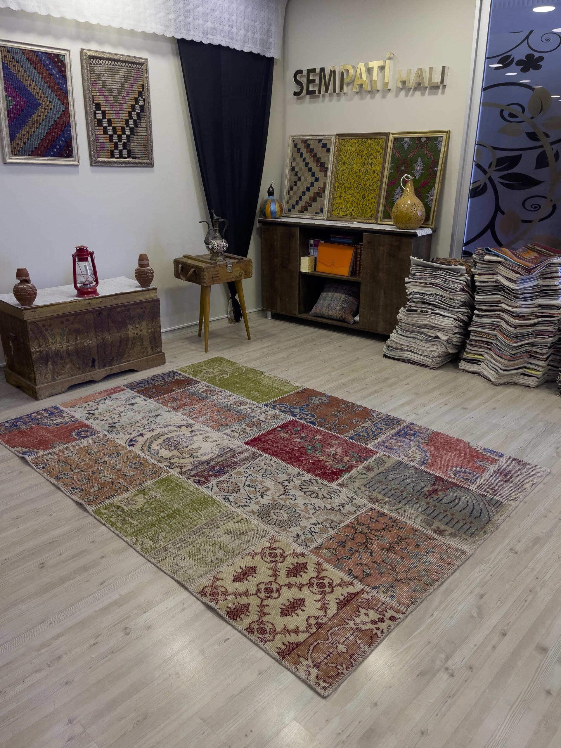 Unique Classic-Style Custom Patchwork Rug — detail view 5, handmade vintage rug