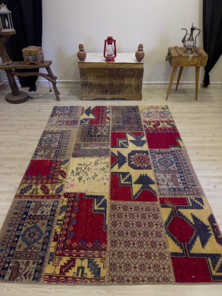 Handmade Patchwork Elegant Design Rug, vintage rug, Handmade, hand-knotted wool, size 162 × 233 cm, from Manisa