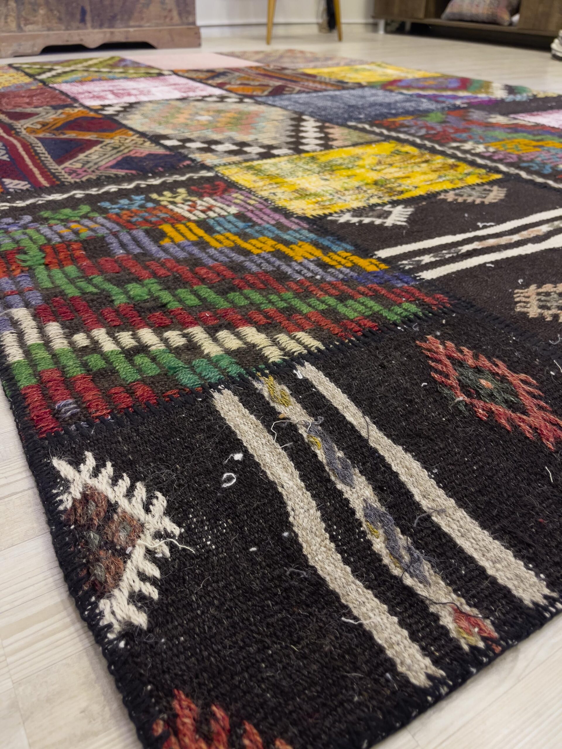 Handmade Patchwork Elegant Design Rug — detail view 4, handmade vintage rug