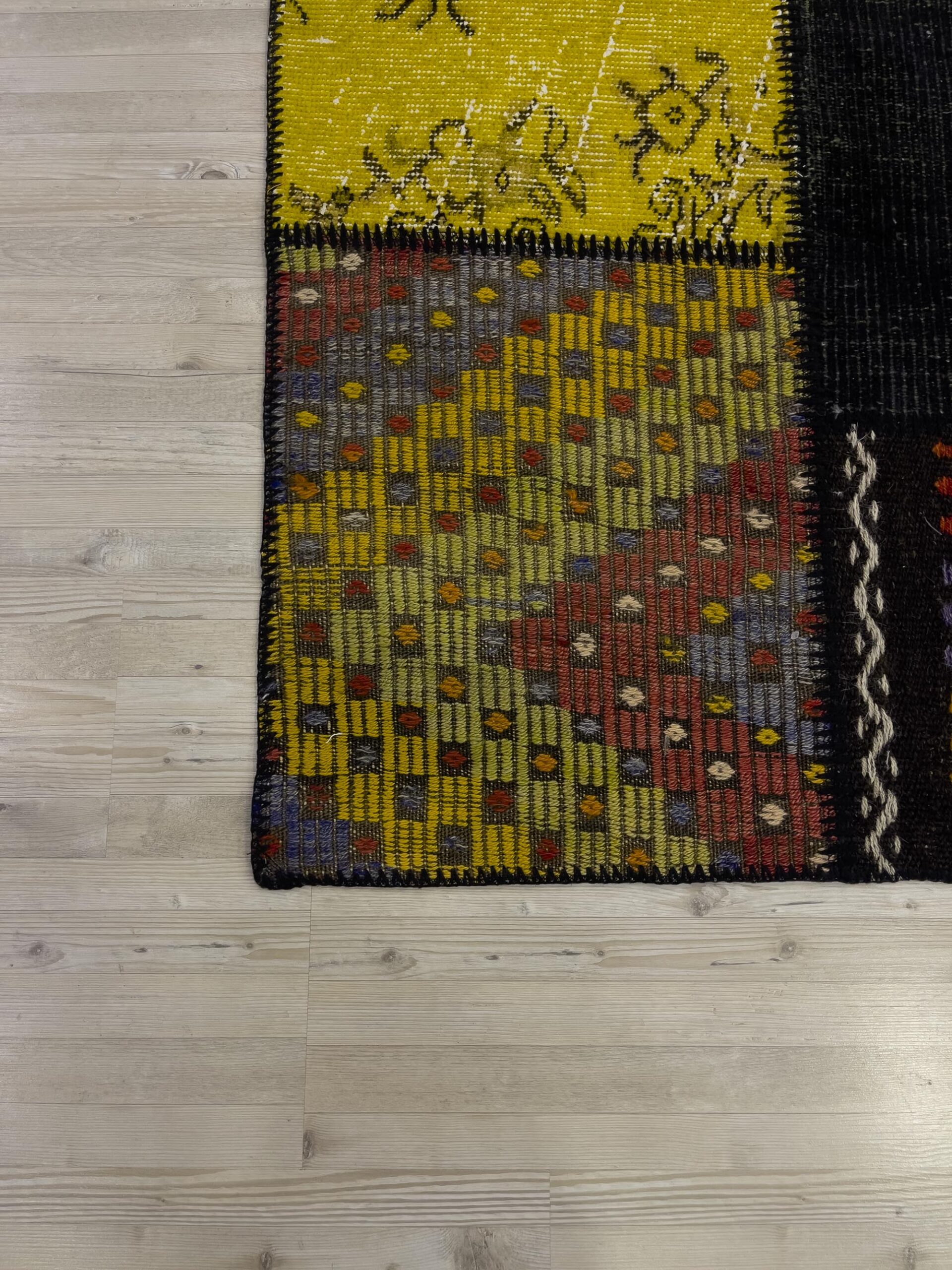 Unique Classic-Style Handmade Patchwork Rug — detail view 3, handmade vintage rug