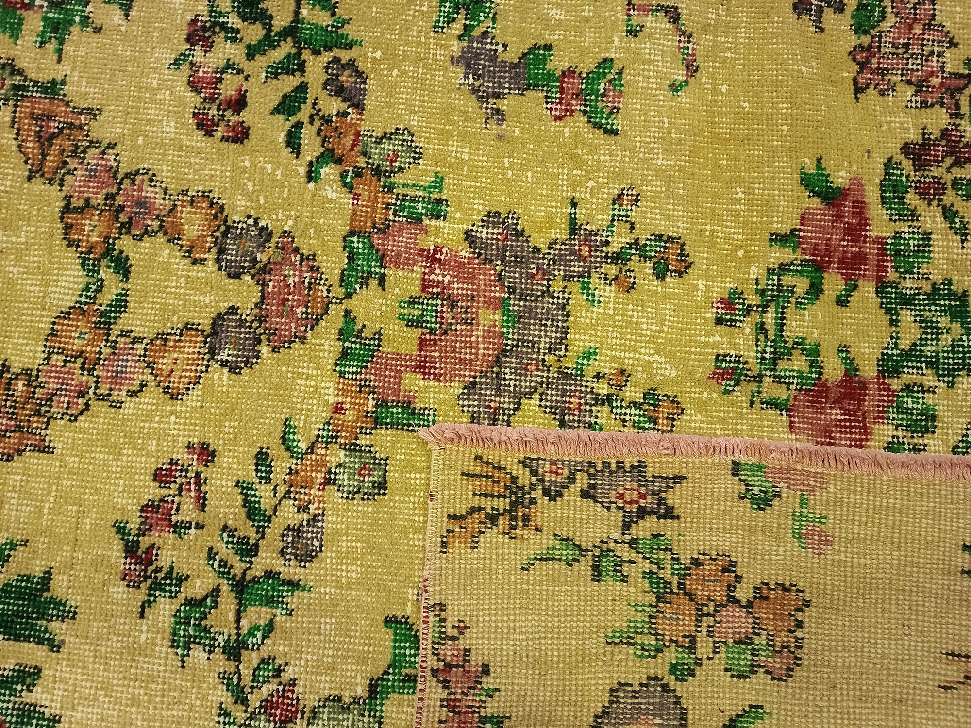 Vintage Hand-Woven Rug — detail view 3, handmade vintage rug