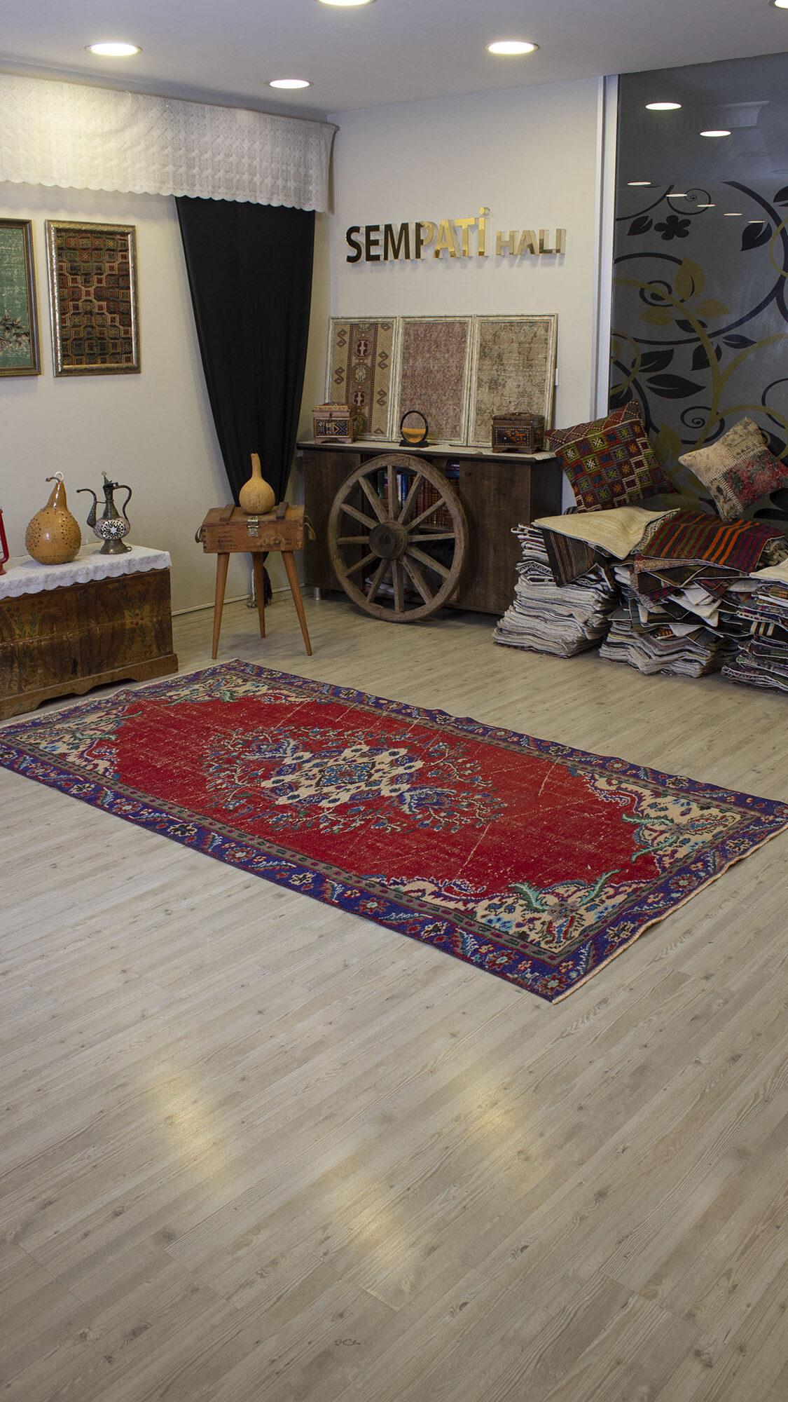 Traditional Vintage Handmade Rug 10,500 — detail view 3, handmade vintage rug