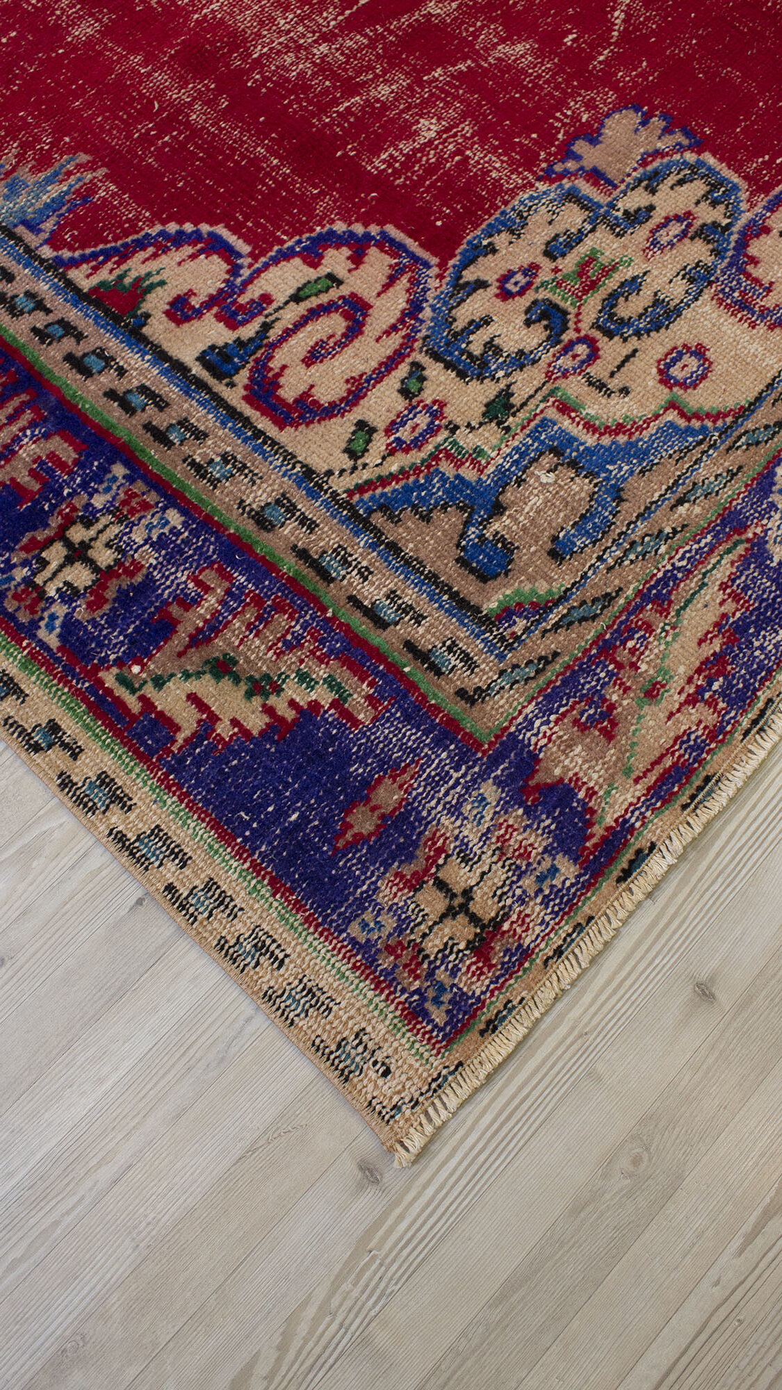 Vintage Handwoven Wool Rug — detail view 5, handmade vintage rug