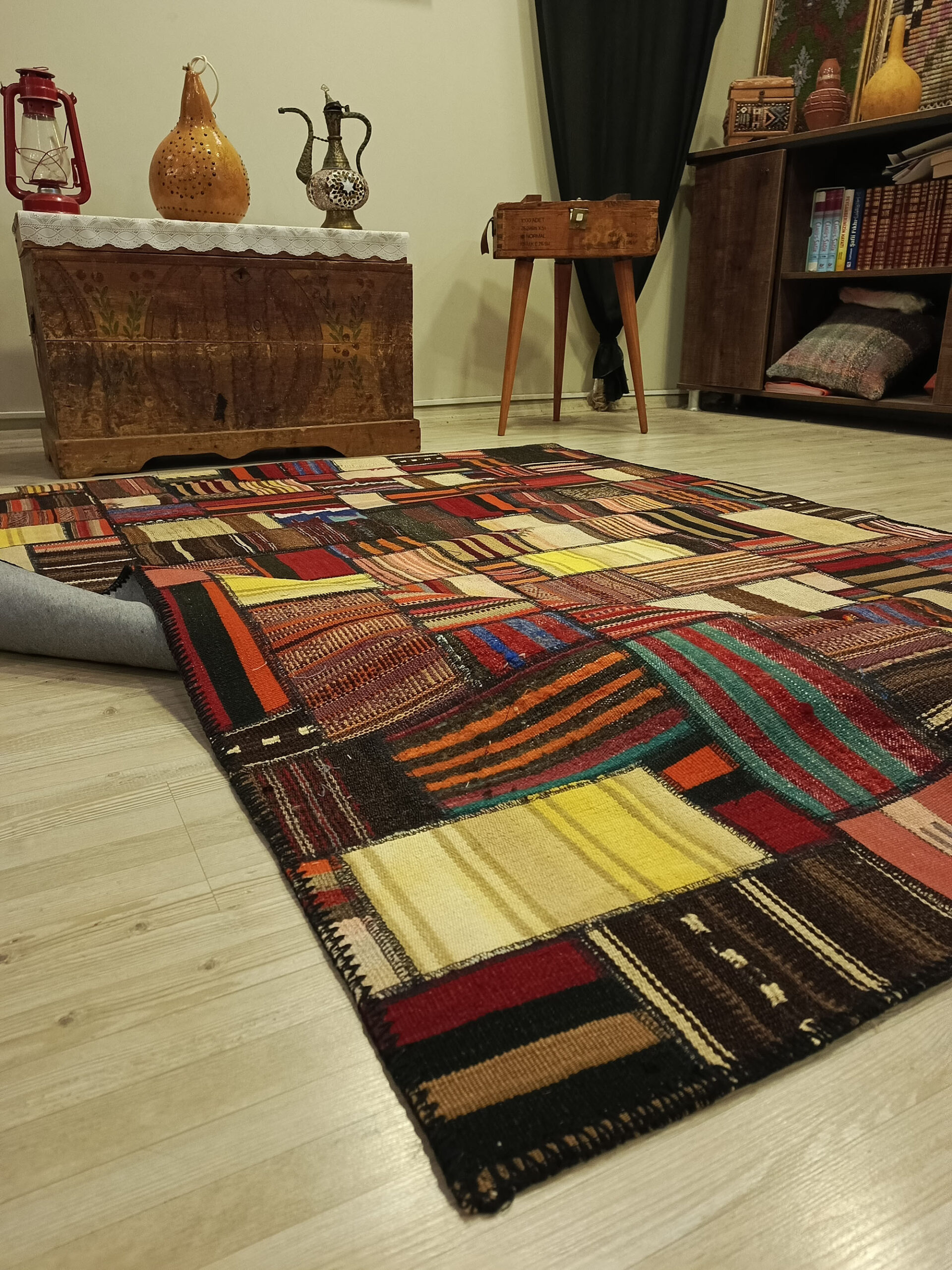 Anatolian Patchwork Rug, Handwoven — detail view 5, handmade vintage rug