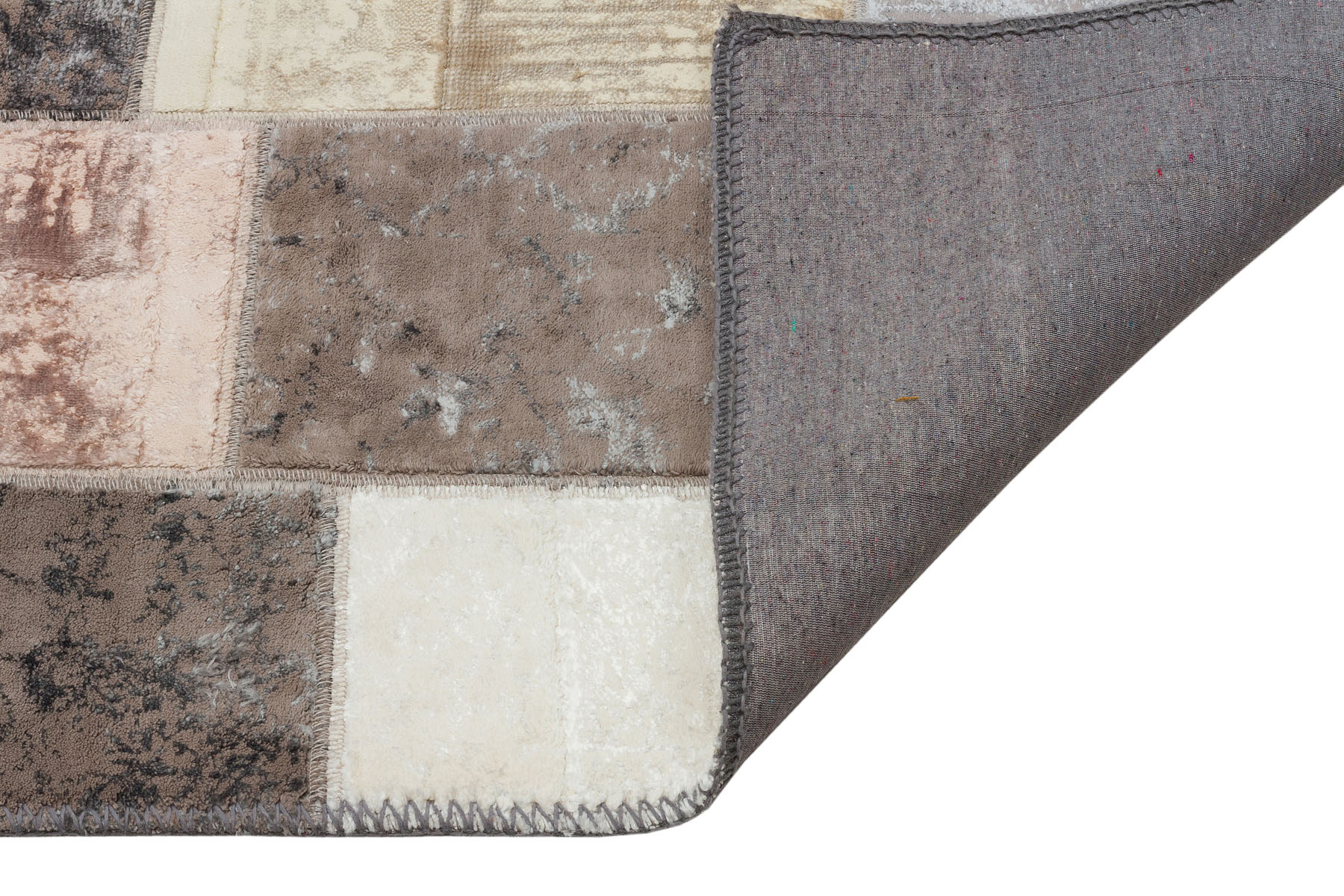 Vintage-Style Wool Patchwork Rug — detail view 3, handmade vintage rug