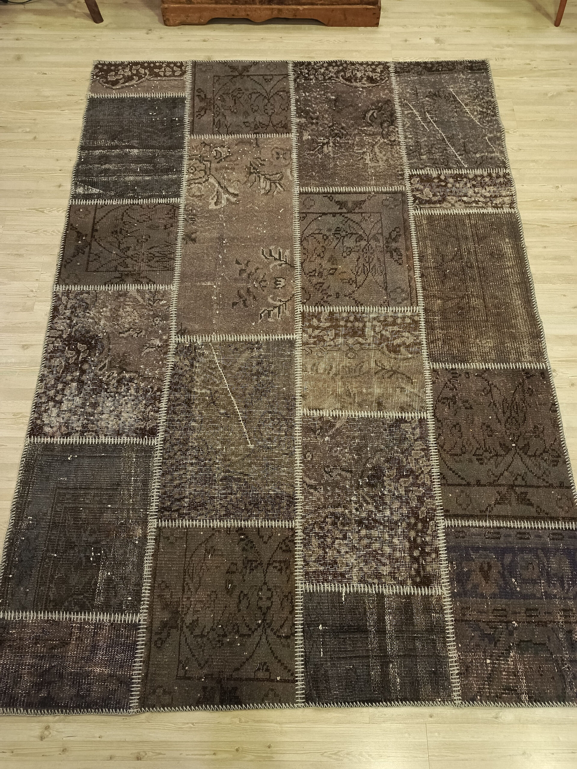 Handmade Vintage-Style Wool Patchwork Rug — detail view 5, handmade vintage rug