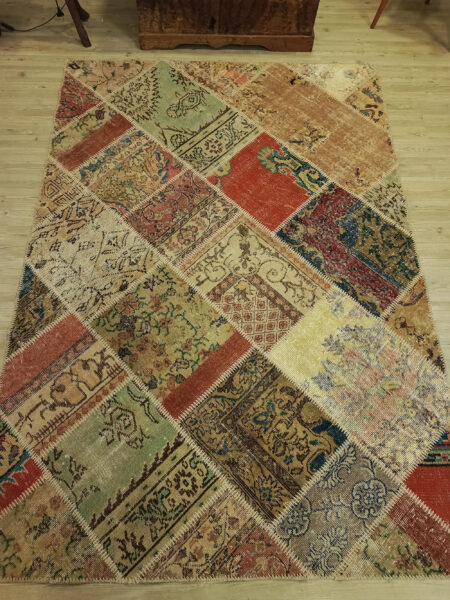Vintage-Style Wool Patchwork Rug, detail view 2, handmade rug, SKU 6402