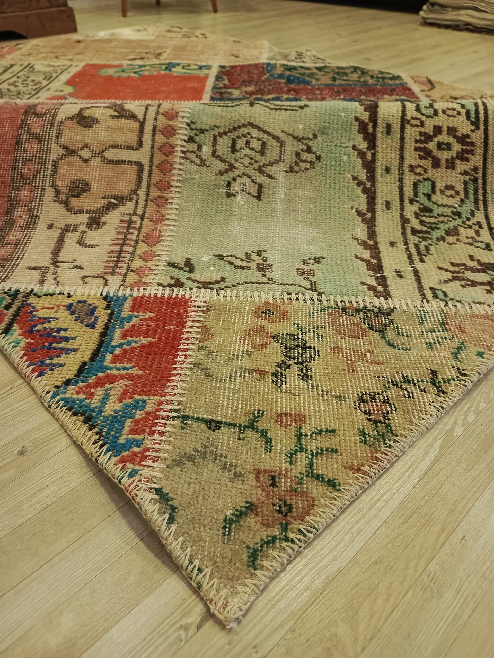Vintage-Style Wool Patchwork Rug — detail view 5, handmade vintage rug