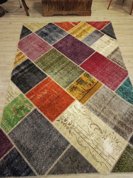Vintage Hand-Woven Wool Patchwork Rug, vintage rug, Handmade, hand-knotted wool & cotton, size 160 × 230 cm, from Hereke
