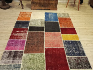 Yün Eskitme Patchwork Halı   160x230 cm  6407