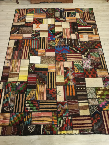 Hand-Woven Patchwork Rug with Fine Craftsmanship, Handmade rug, wool, cotton & silk wool/weave, size 160 × 230 cm, from Gaziantep, SKU 6409