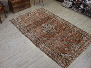 Eskitme El Yapımı Yün Vintage Halı 164 x 279 cm 10516