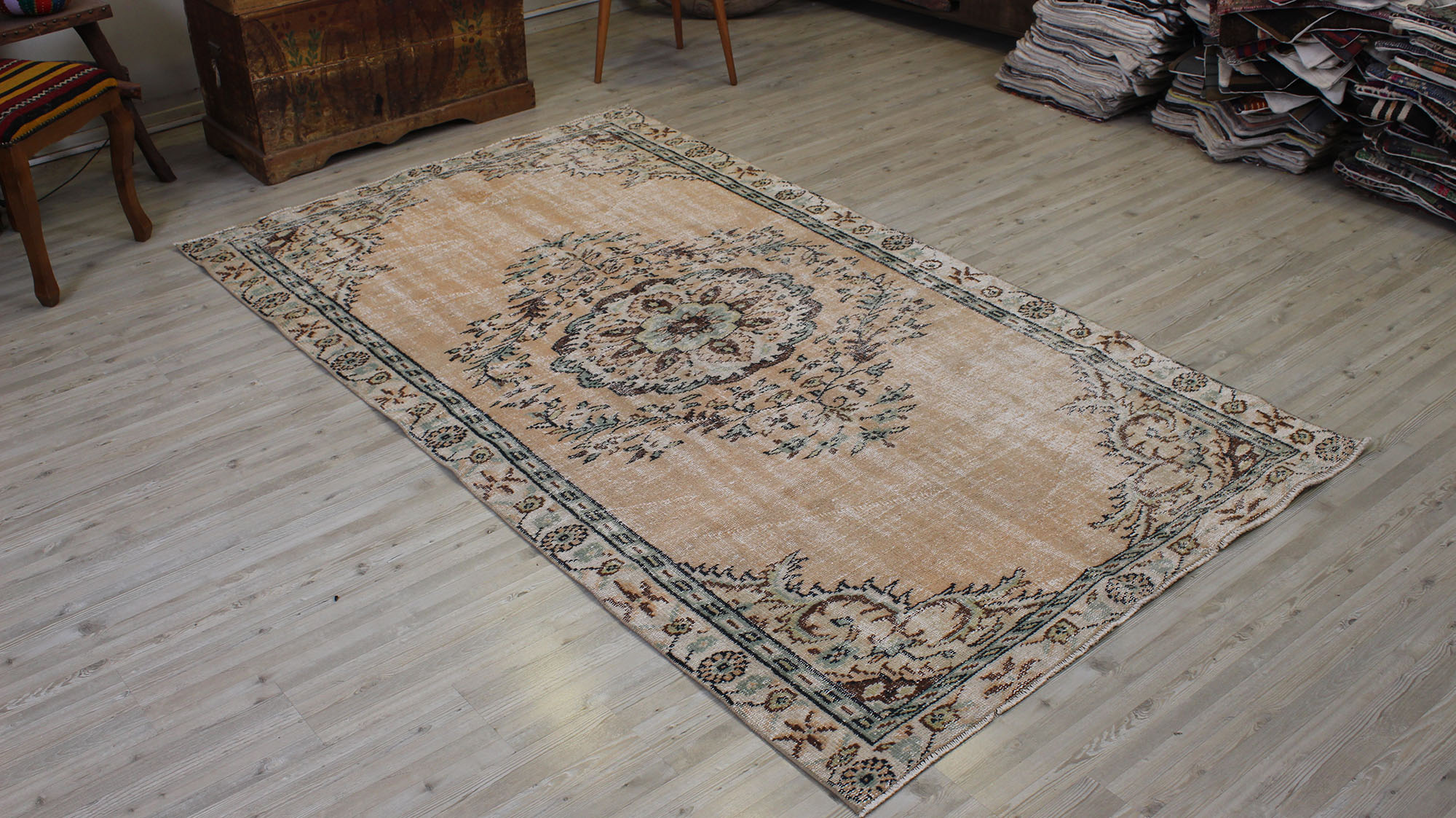 Distressed Vintage Wool Rug — detail view 2, handmade vintage rug