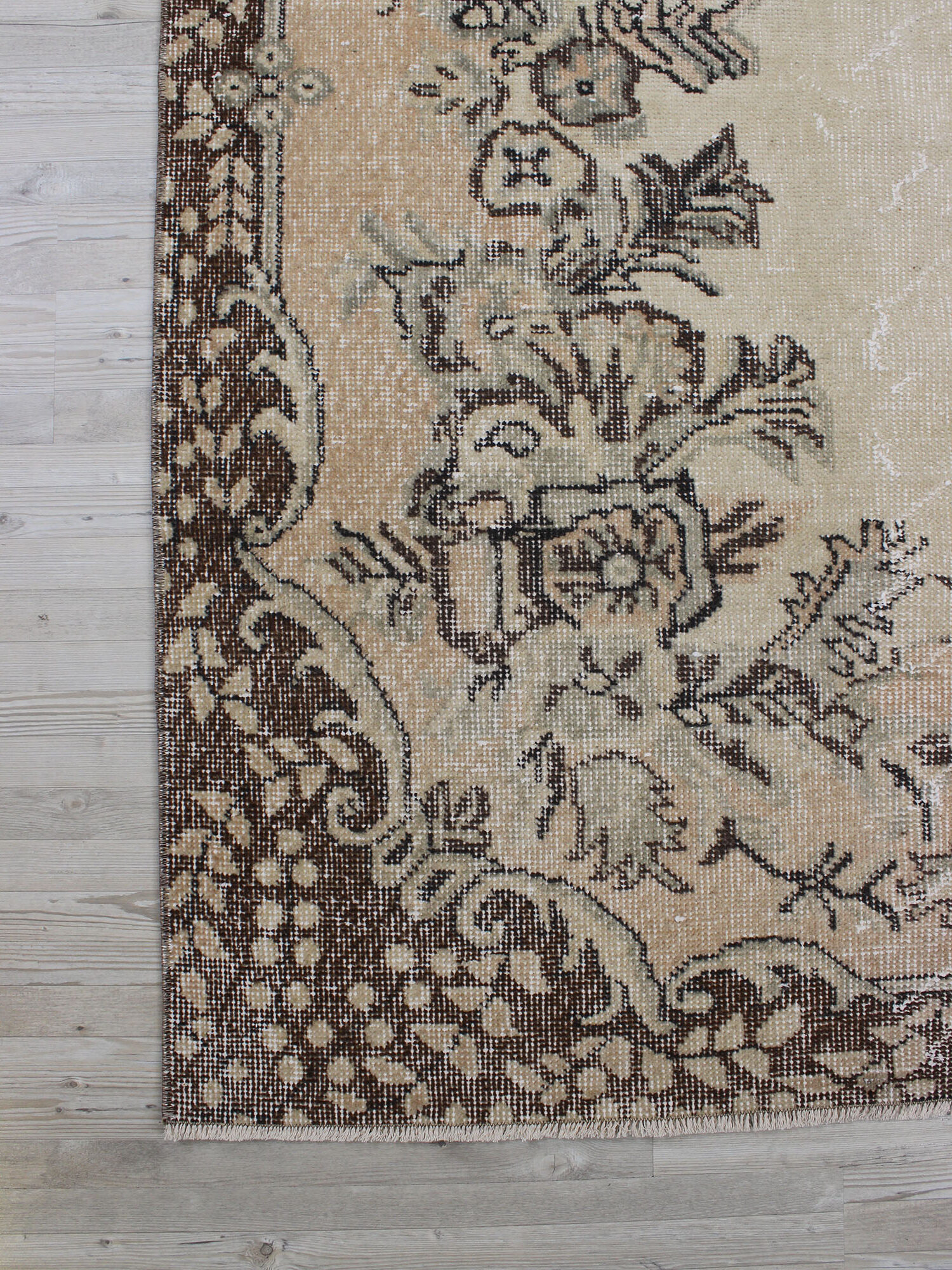 Vintage Handmade Wool Rug — detail view 4, handmade vintage rug