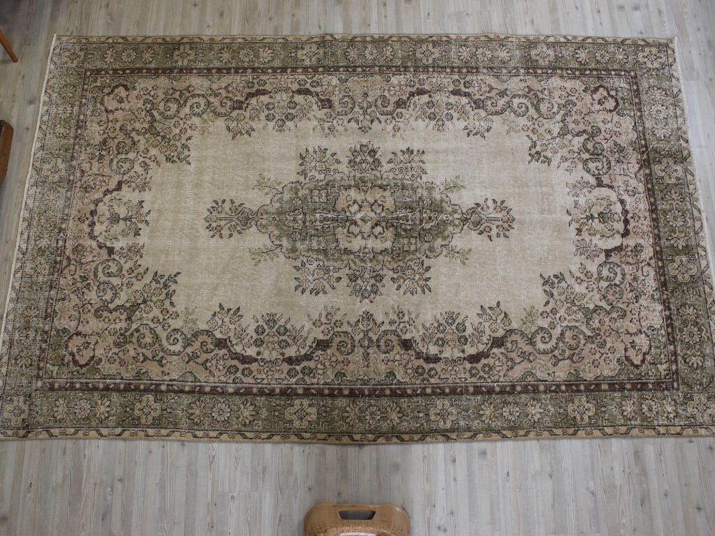 Vintage Rug, detail view 2, handmade rug, SKU 10547