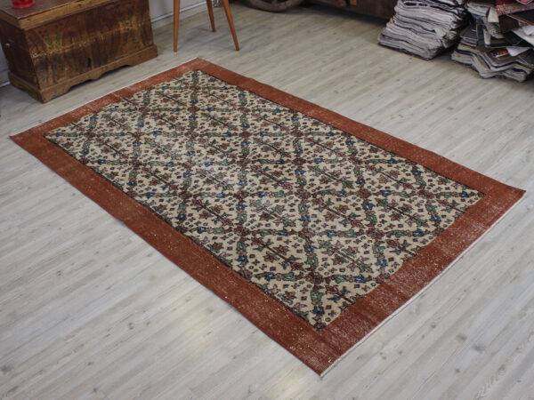 Handmade Wool Rug, Vintage, vintage rug, Handmade, hand-knotted wool, cotton & silk, size 142 × 240 cm, from Bergama